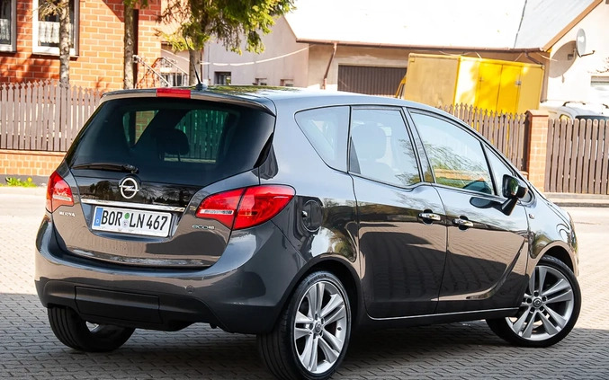 Opel Meriva cena 24900 przebieg: 173500, rok produkcji 2011 z Zagórz małe 742